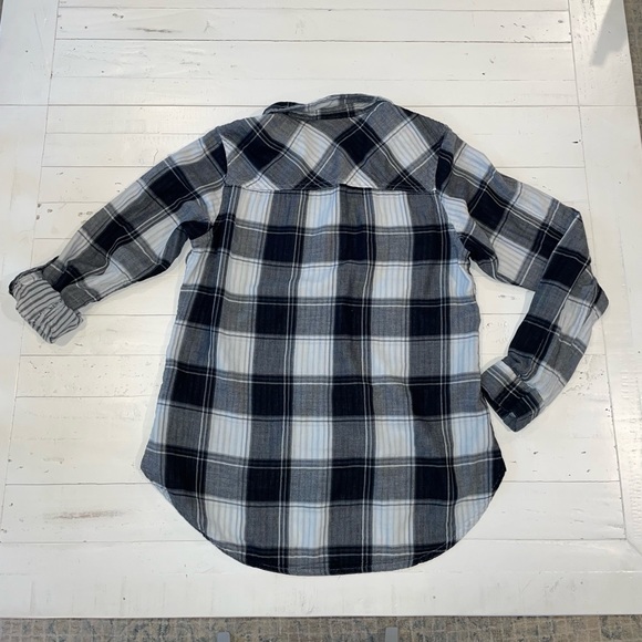 Columbia Plaid Long Sleeve Button Up Shirt - Picture 2 of 8